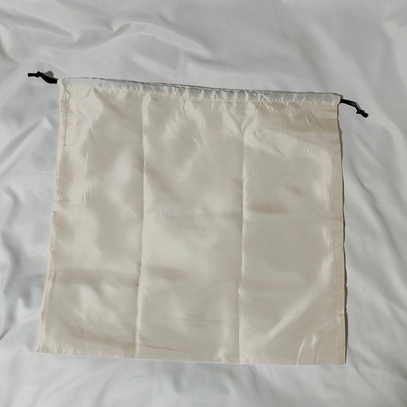 New Kate Spade Medium Drawstring Dust Bag 18" x 17" - Picture 2 of 2